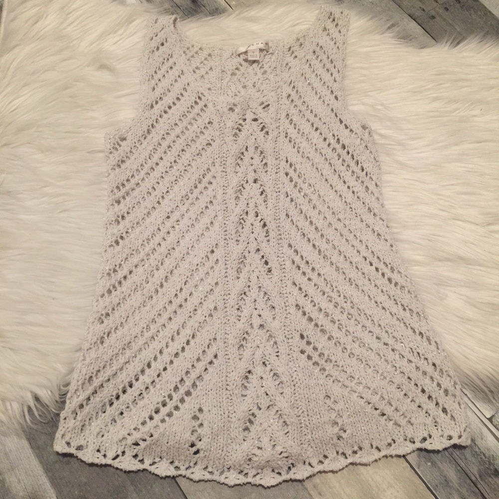 Kenar knit top size small